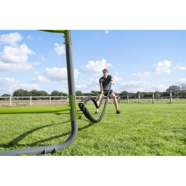 Exit_Monkeybar_MB220_man-working-out-using-battle-ropes