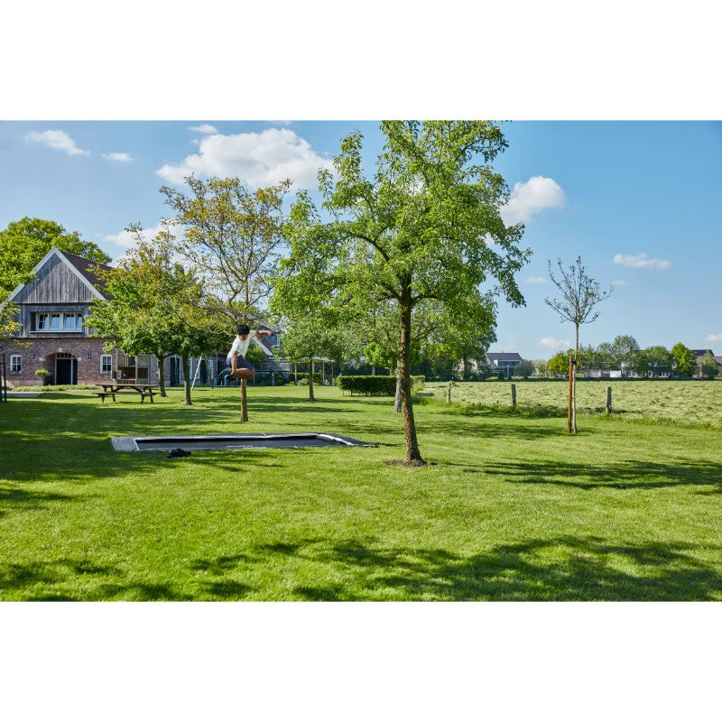 Salta_Royal_Baseground_Rectangular_Trampoline_10x7ft_Outside_view