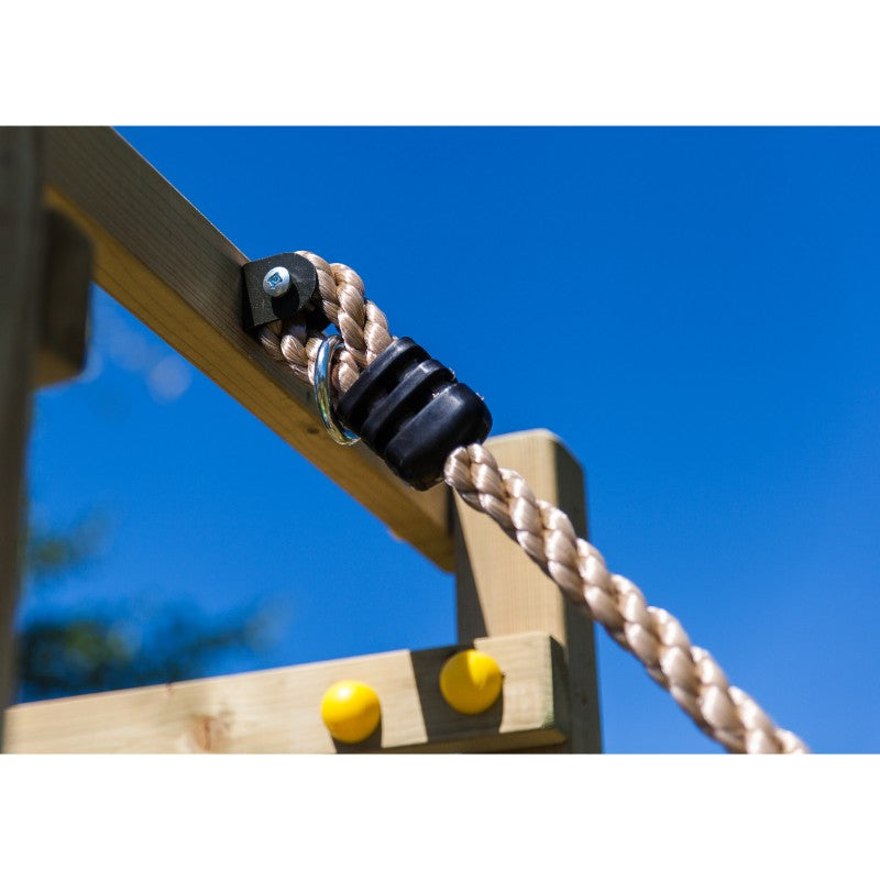 Shire_Kids_Adventure_Peaks_Fortress_rope