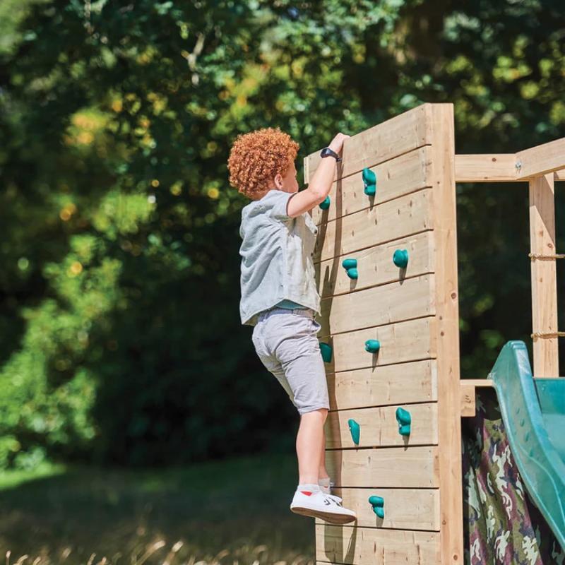 child-climbing-wooden-climbing-wall-on-wooden-climbing-cube