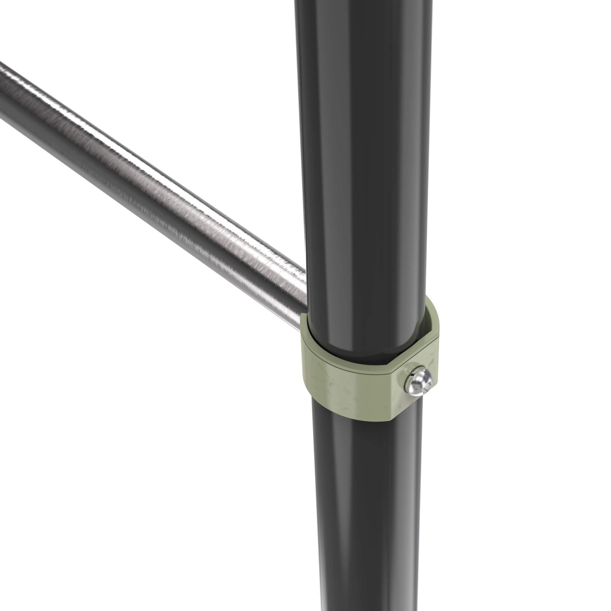 close-up-of-exit-ivy-tumble-bar-metal-clamp-and-horizontal-bar