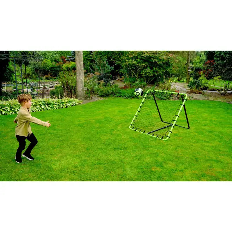 exit-tempo-multisport-rebounder-for-football-training-lifestyle-view