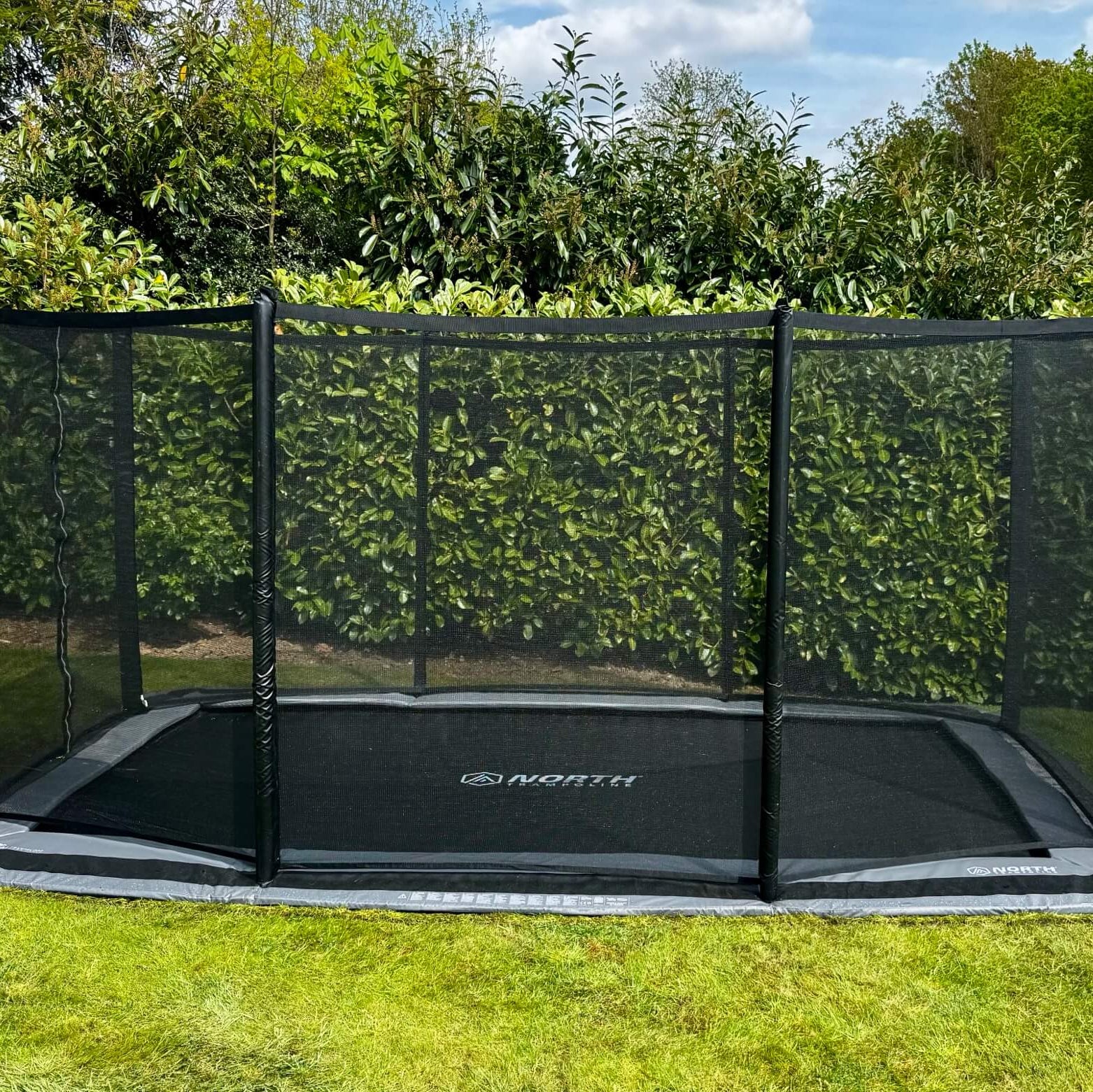 front-view-of-north-15ft-x-10ft-rectangular-trampoline-with-safety-net