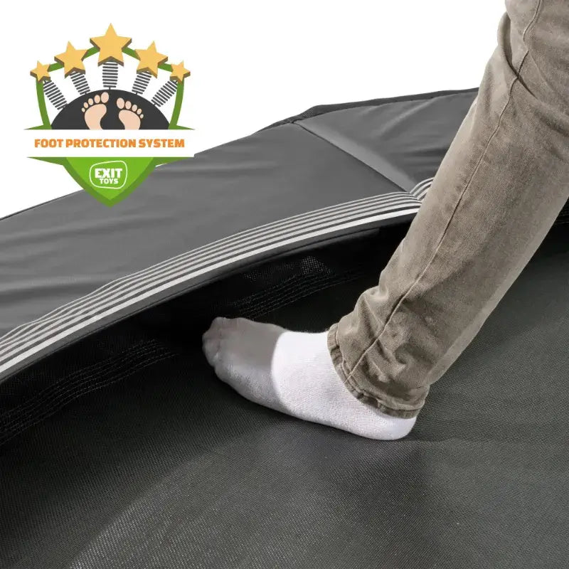 mat-and-foot-protection-detail-of-exit-interra-ground-level-366cm-trampoline