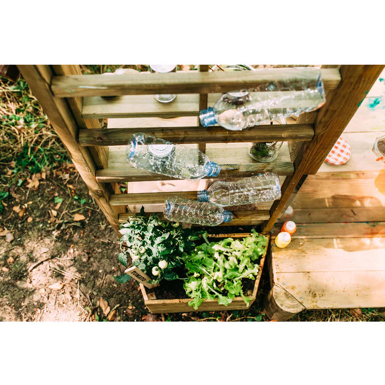 plum-discovery-mud-pie-kitchen-bottle-run-detail