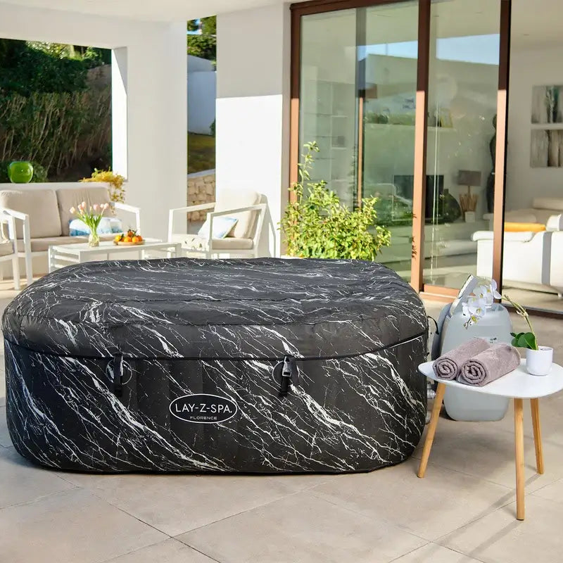 square-hot-tub-with-lights-and-insulating-top-cover-and-lid