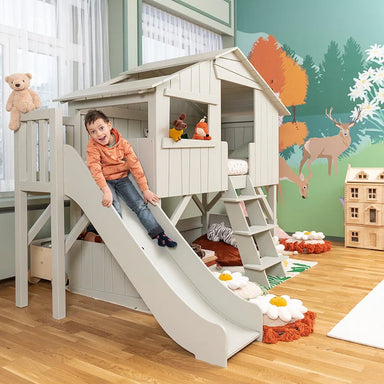 treehouse-bed-uk-boy-slide